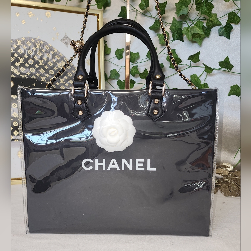 Chanel Black Patent Camellia Tote Bag - Picture 2 of 11